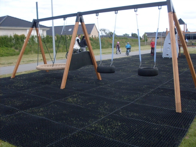 Lars Laj Настилки, Каучукови матраци